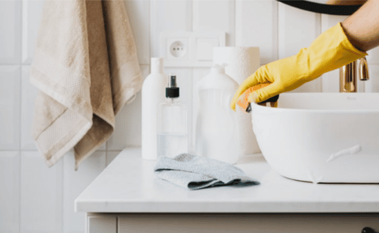 My Non-Toxic Cleaning Supplies That Actually Work